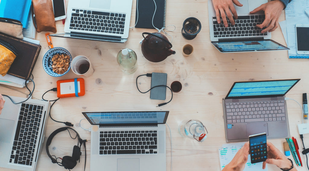 How to Destress at Work: 7 Ways in 10 Minutes Or Less